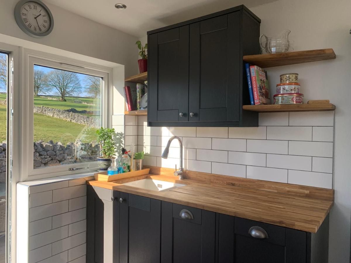Primrose Cottage - Tideswell, Peak District エクステリア 写真