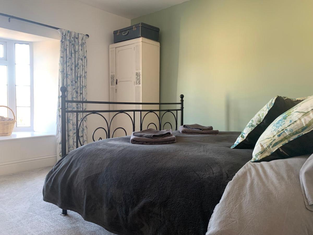 Primrose Cottage - Tideswell, Peak District エクステリア 写真