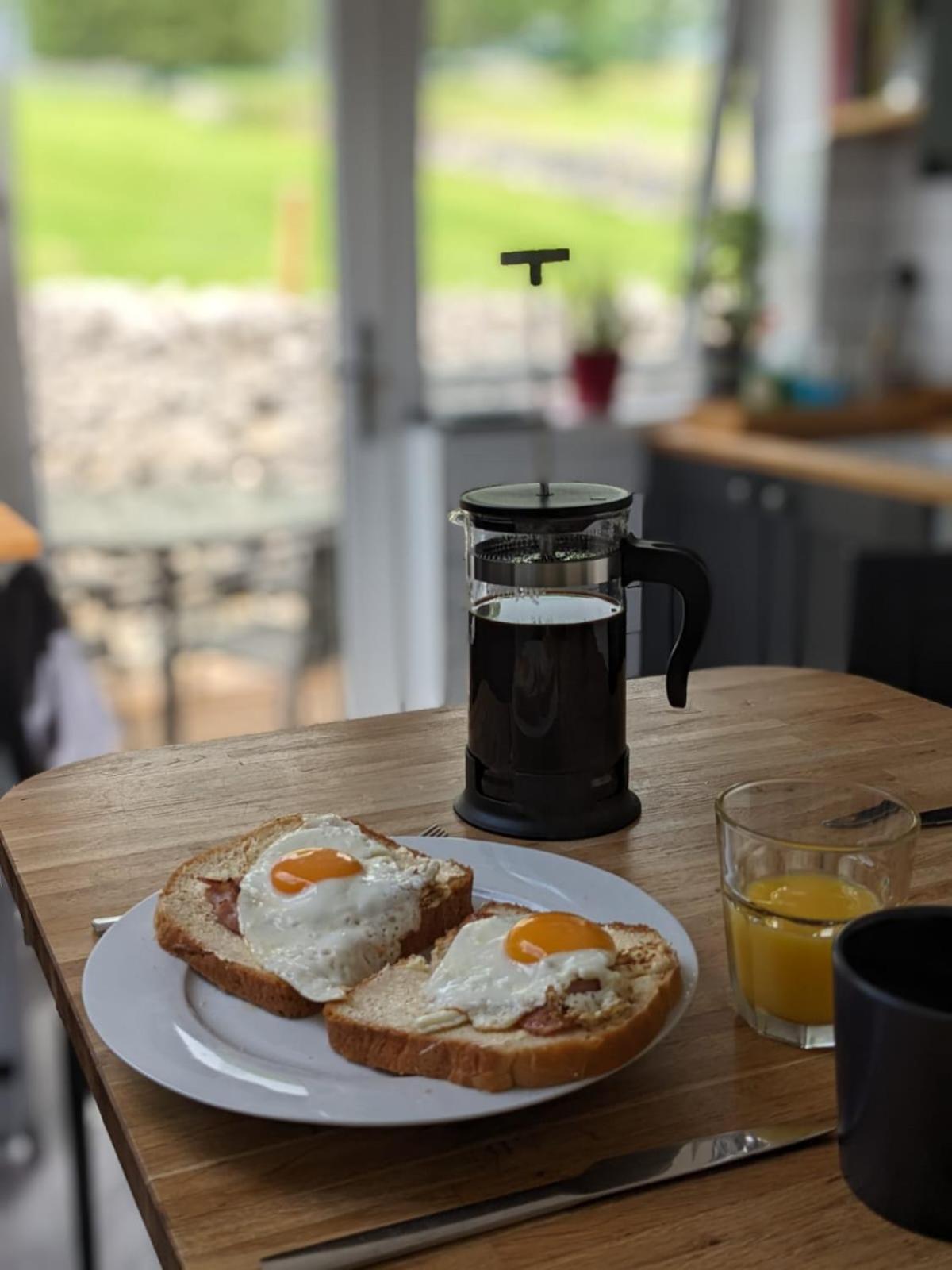 Primrose Cottage - Tideswell, Peak District エクステリア 写真